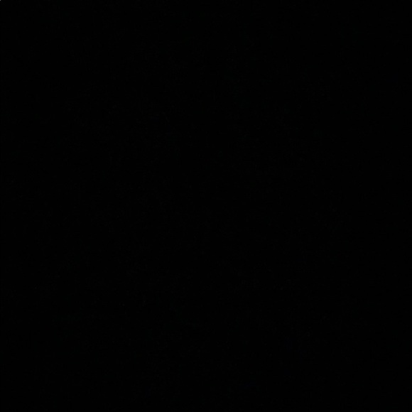 Meet your Posher, Kris - Picture 1 of 1